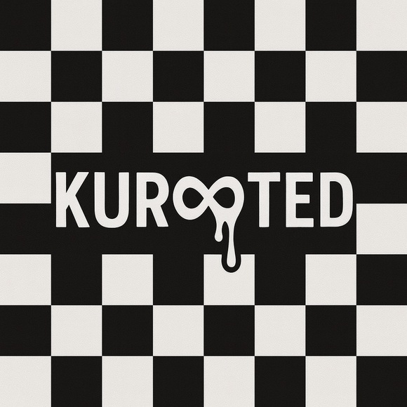 Meet your Posher, Kate - Picture 2 of 2